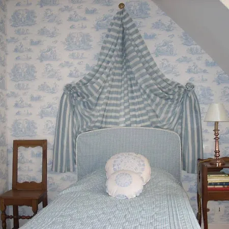 Le Chateau D'osthoffen Pensionat 4*