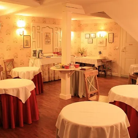 Pensionat Le Chateau D'osthoffen