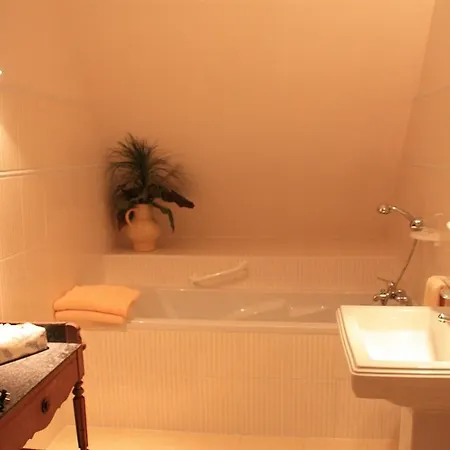 Le Chateau D'osthoffen 4* Osthoffen